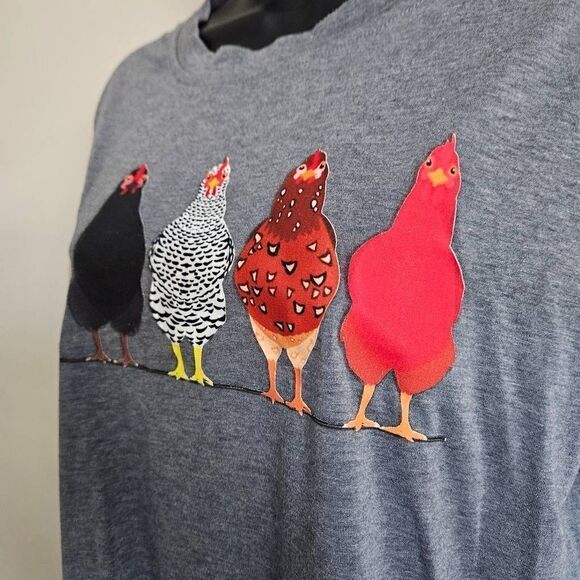 Chicken Graphic T-shirt - Picture 3 of 7